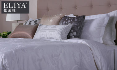 ELIYA Tope の等級の高級ホテルのジャカード寝具のとかされた綿のベッド・カバー