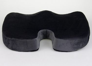 55Kg/m3 記憶泡の競技場のシート・クッション、ゲルの尾骨のシート・クッション