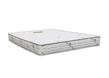 普及した贅沢な大型の記憶泡のマットレス 8 のインチ 150*200*20cm