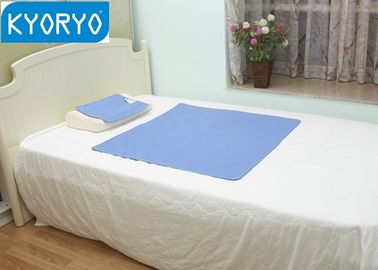 ゲルのマットレス パッドの健康な耐久の安全を冷却している赤ん坊/子供